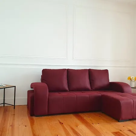 Spacious With Terrace In Marques De Pombal * Lisboa