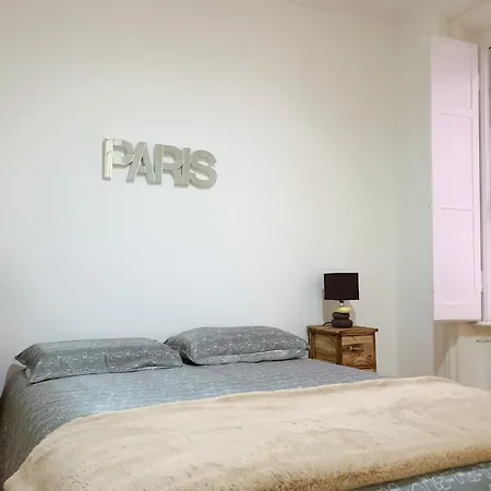 Spacious With Terrace In Marques De Pombal * Lissabon
